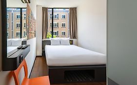 easyHotel Amsterdam City Centre South